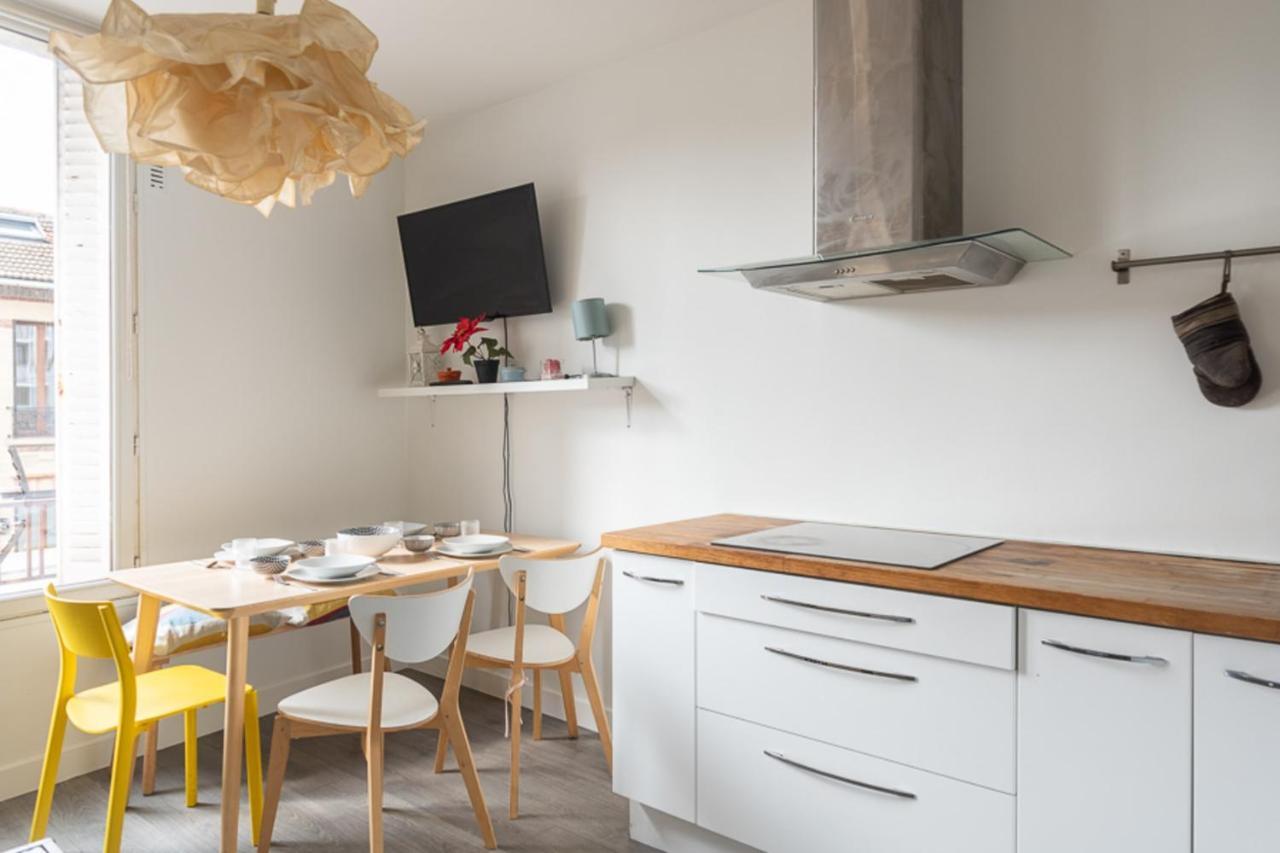And Bright Of 34 M In Apartment *